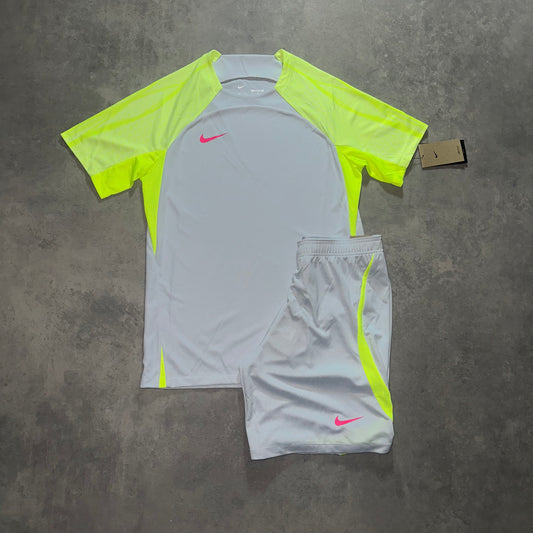 NIKE STRIKE SHORT SET