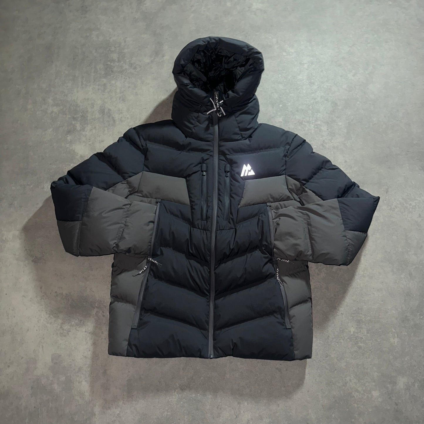 Monitrex Arcs Down 2.0 puffer - Asphalt / Cement Grey
