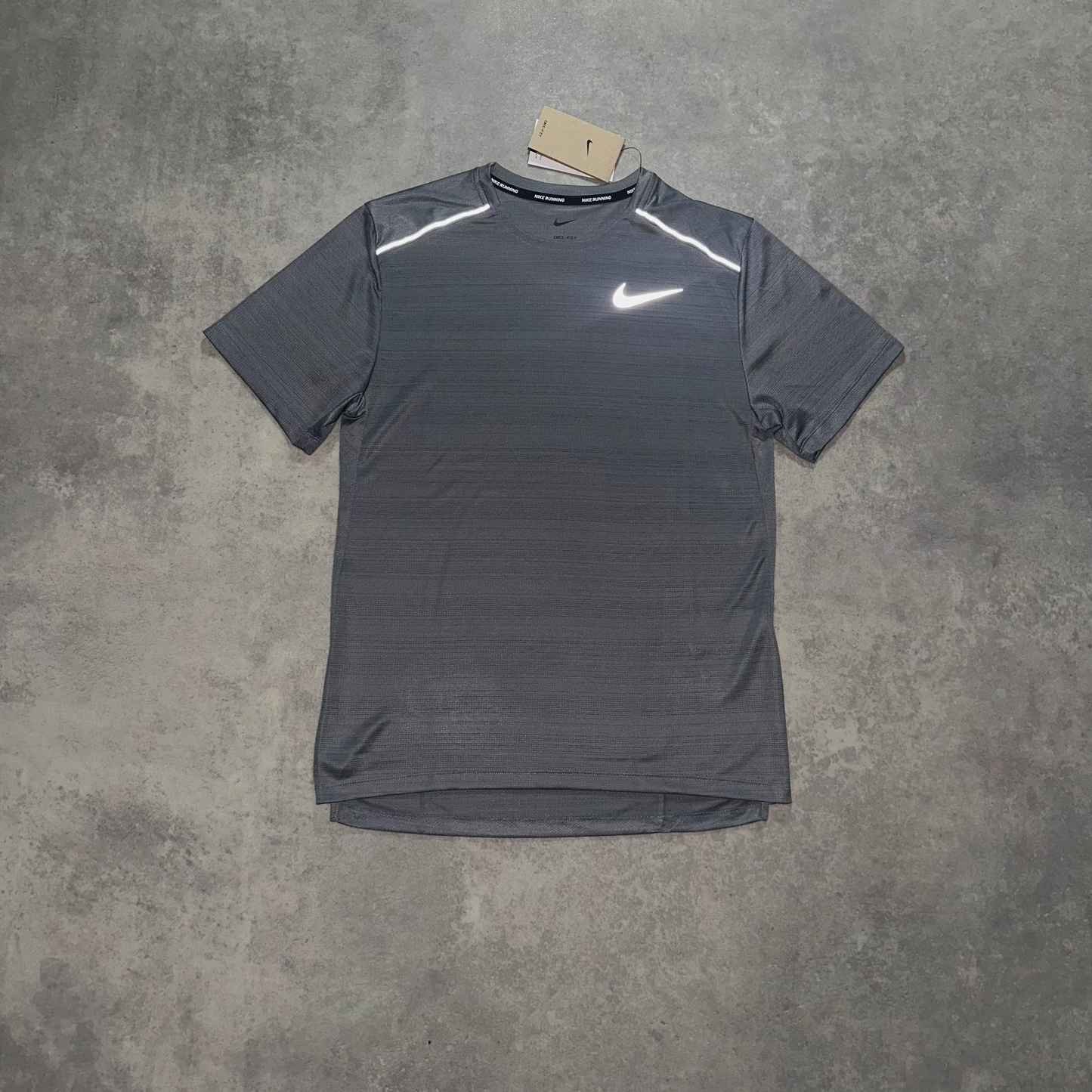 NIKE GREY MILER T-SHIRT